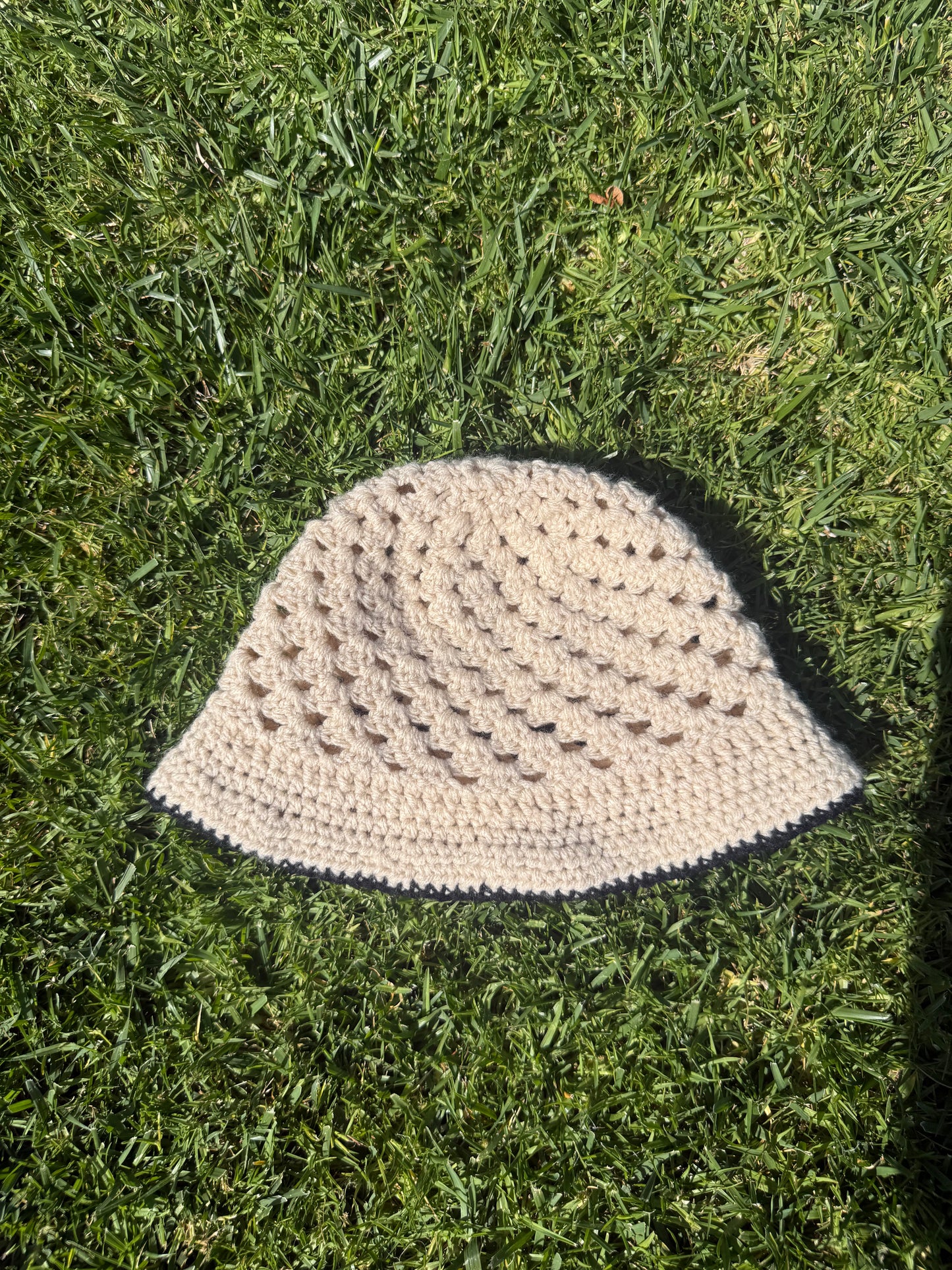 Santa Barbs Sun Hat (OG)